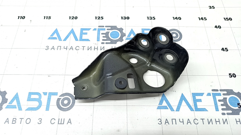 Upper front left wing bracket BMW X5 G05 19-23