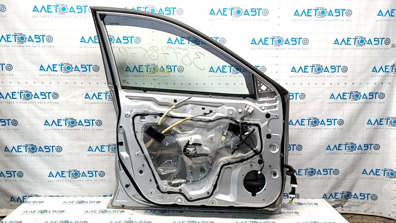Door assembly front left Nissan Rogue 14-20 Keyless, silver K23, worn overlay