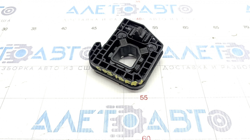 Radiator mount lower right BMW X5 G05 19-23 3.0T