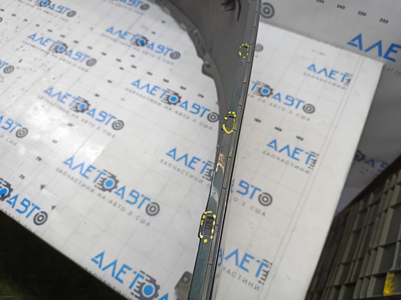 Rear bumper bare Tesla Model S 12-15 pre-rest for 6 parking sensors, green PMSG, cracked mount