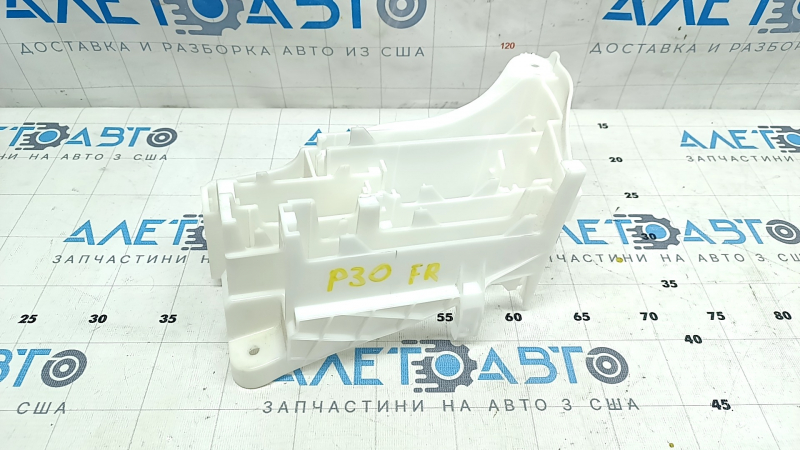 Bracket of blocks under the dashboard Toyota Prius 30 10-15