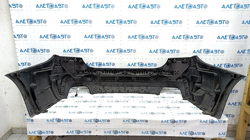 Rear bumper complete BMW 5 G30 17-20 with parking sensors, wiring, frame and fasteners, M Sport, black, scratches, crack in fastener