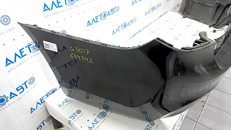 Rear bumper complete BMW 5 G30 17-20 with parking sensors, wiring, frame and fasteners, M Sport, black, scratches, crack in fastener