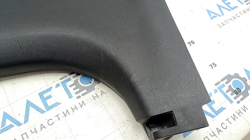 Center pillar trim lower left Hyundai Elantra 21-23 black, scratches