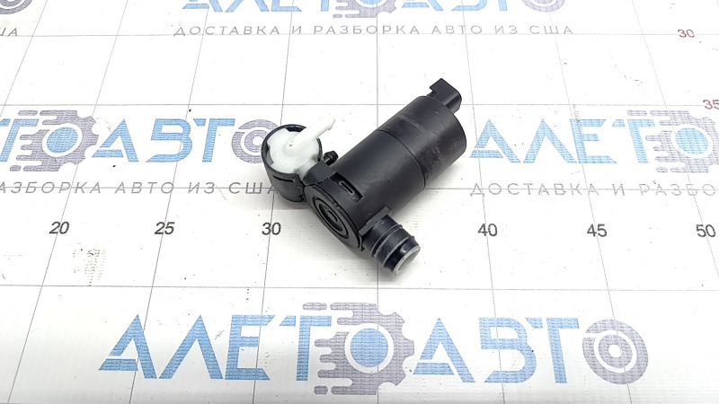Ford Explorer 20- Windscreen Washer Motor