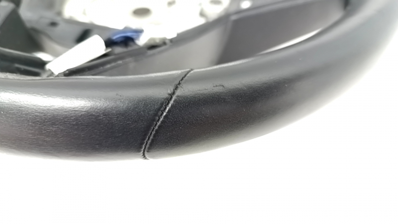 Bare steering wheel BMW X3 G01 18 - leather, black, heated, under the petals, scratches, dent, defective fastening