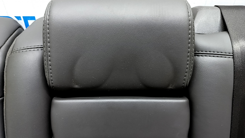 Rear row of seats 2 row Lincoln Nautilus 19-20 with heating, leather dark brown, broken cup holder, dented, needs cleaning, broken foam