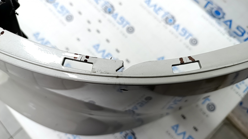 Bare rear bumper Lincoln Nautilus 19-23 for parking sensors, beige, torn, cracks, missing fragment, broken fasteners, scratches