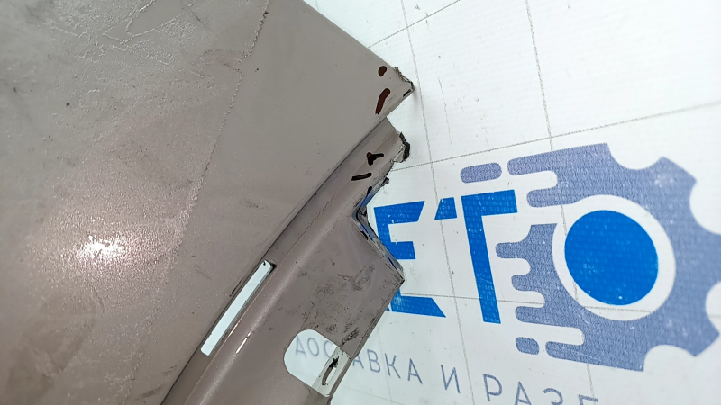 Bare rear bumper Lincoln Nautilus 19-23 for parking sensors, beige, torn, cracks, missing fragment, broken fasteners, scratches