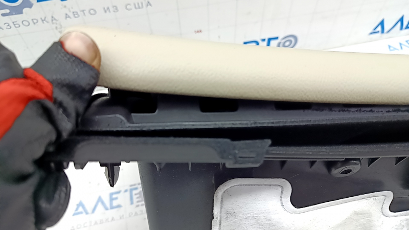 Glove box, glove compartment Lincoln Nautilus 19-21 beige with airbag, broken fasteners