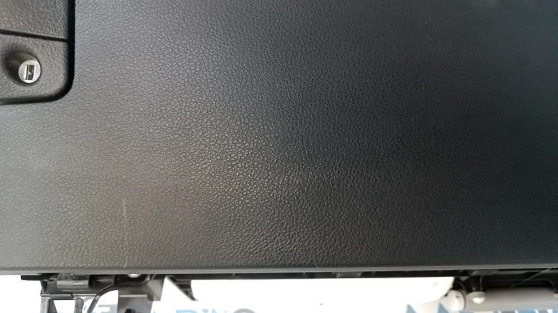 Glove box, glove compartment Lexus ES300h ES350 13-18 black, scuffs, crack in fastening