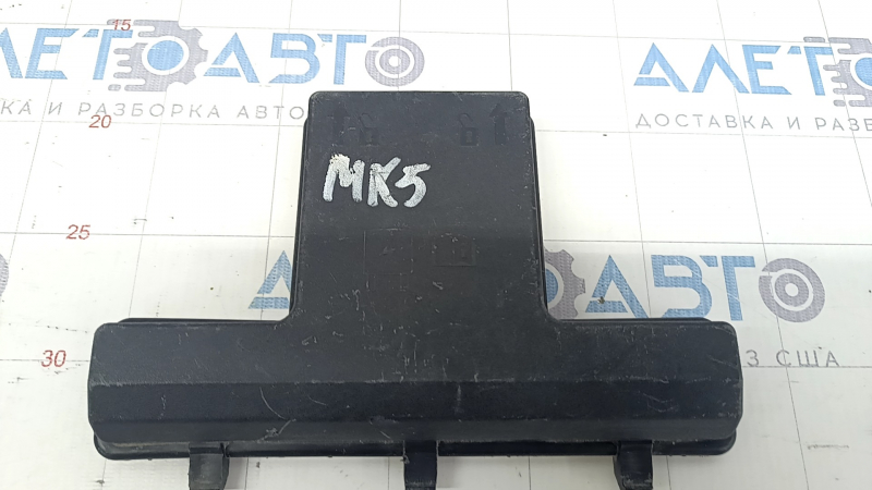 Ford Fusion mk5 13 underhood fuse box cover - scratches used