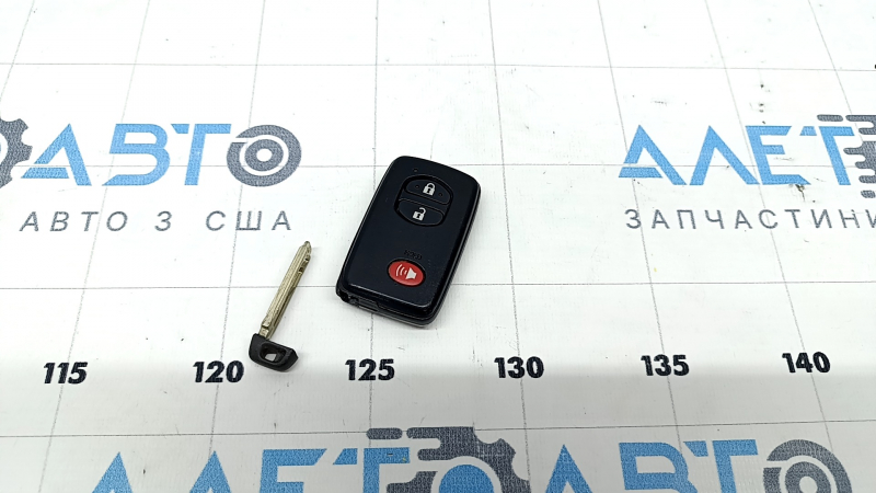 Toyota Prius 30 10-15 smart key 3 buttons, scratches