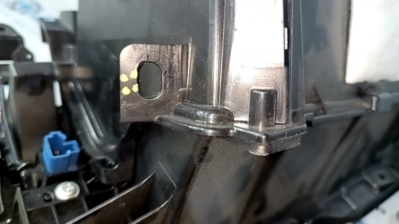 Glove box, glove compartment Lexus ES300h ES350 13-18 black, scuffs, crack in fastening