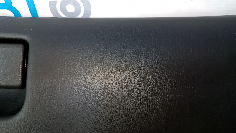 Glove box, glove compartment Infiniti JX35 QX60 13- black, scuffs, dents, scratches