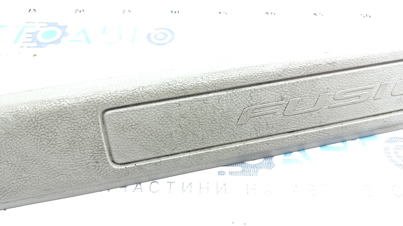 Door sill trim front left Ford Fusion mk5 17-20 gray, scratches
