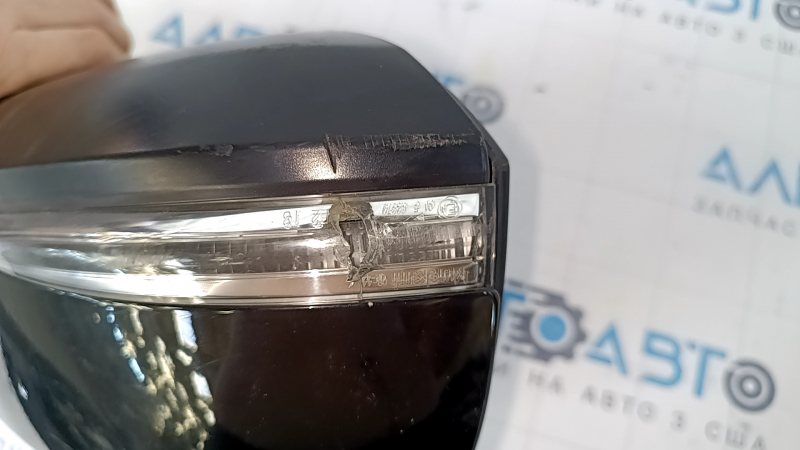 Side mirror right Toyota Rav4 19- 8 pins, turn signal, heating, BSM, scratches, broken turn signal