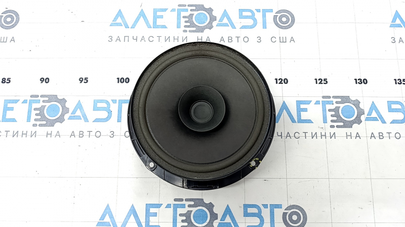 Speaker rear right VW Passat b8 16-19 USA cracks in mounts
