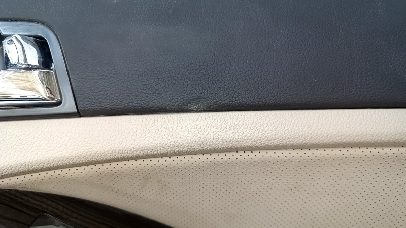 Door trim card front right Kia Optima 11-15 beige, with beige insert cloth, overlay in wood color, armrest leather, scratches, dent, need cleaning, tear