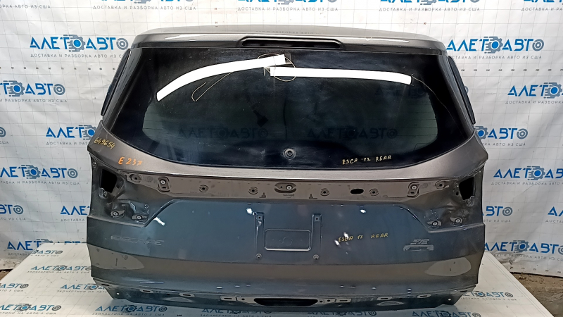 Naked tailgate with glass Ford Escape MK3 17-19 graphite J7, bump, scratches on glass