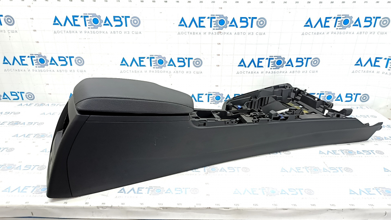 Central console armrest BMW 3 F30 12-18 automatic transmission leather, black, scratches, for cleaning