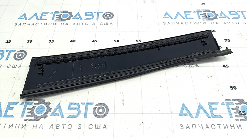 Door trim side rear left Toyota Venza 21- front, scratches, abrasion