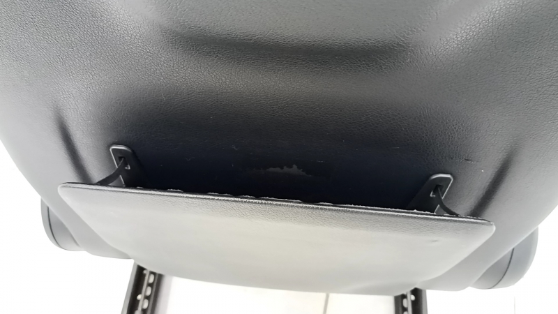 Passenger seat Mercedes C-class W205 15-21 with airbag, electric, heated, black leather, scratches on the pad, defect of the back pocket