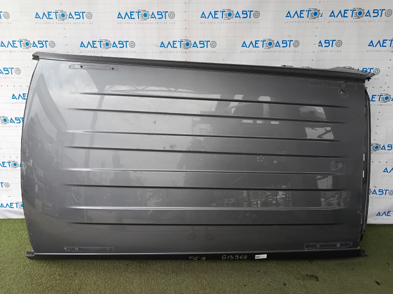 Metal roof VW Tiguan 18 - without sunroof, sawed off, bumps, dent