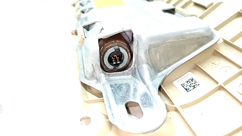 Airbag knee passenger right BMW 5 F10 11-16 beige