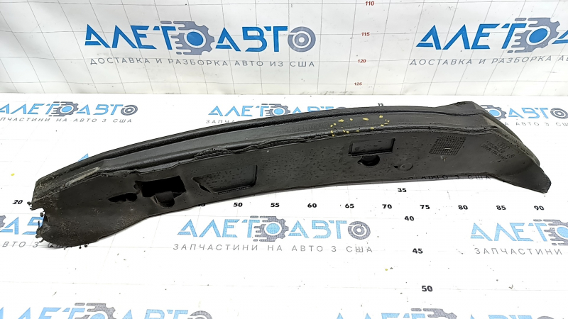 Seal wing door-wing left Audi A3 8V 15-20 foam rubber, tears Used