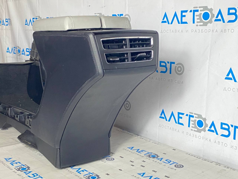 Central console armrest and cup holders Tesla Model S 12-15 pre-restored, black leather, wood insert, gray armrest, needs cleaning, scratches, dents Used