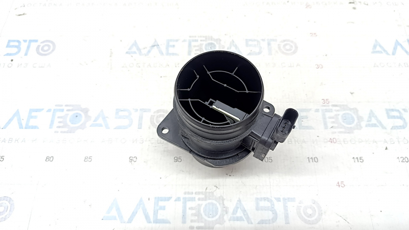 Air flow meter VW Passat 20-22 2.0T with housing used