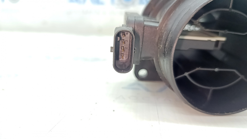 Air flow meter VW Passat 20-22 2.0T with housing used