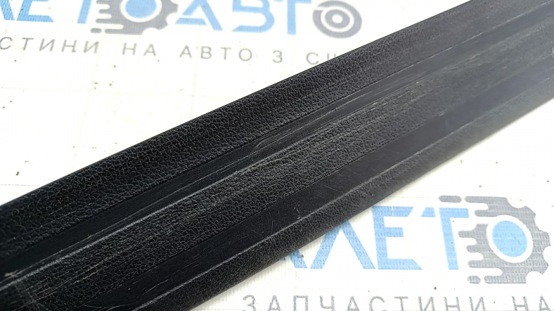 Door sill trim front outer left Hyundai Elantra AD 17-20 black, scratches, broken mount