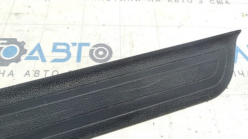 Door sill trim front outer right Hyundai Elantra AD 17-20 black, scratches, broken fastening