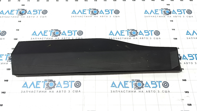 Door trim lower rear left Toyota Rav4 19- structure, scratches, broken fastening