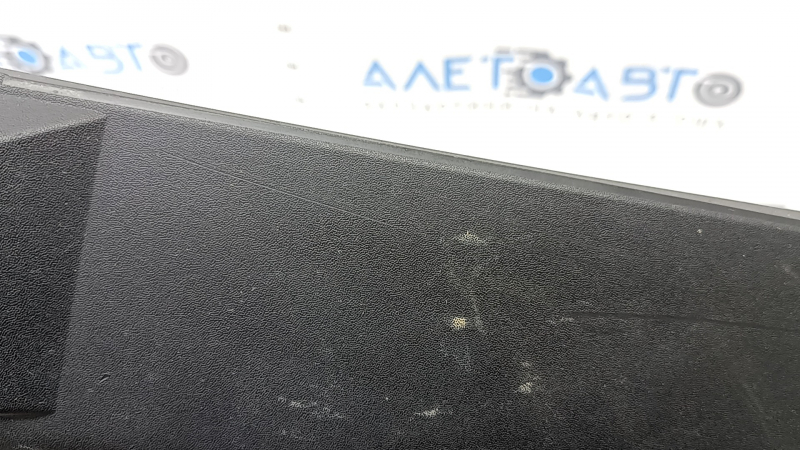 Door trim lower rear left Toyota Rav4 19- structure, scratches, broken fastening