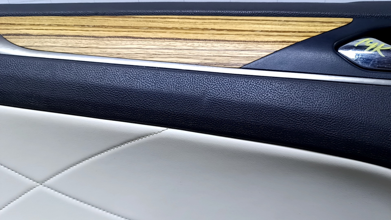 Door trim card front left Lincoln MKC 15- beige with beige insert leather, armrest leather, insert wood structure, dent, tear, broken fastening, abrasions