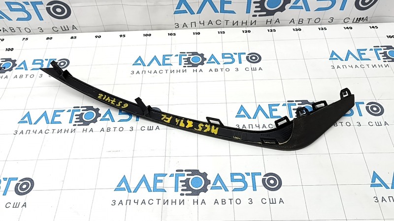 Front bumper molding left Ford Fusion mk5 19-20 structure, crack, crack in fastening
