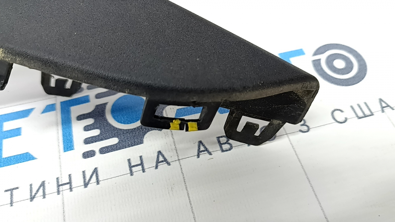 Front bumper molding left Ford Fusion mk5 19-20 structure, crack, crack in fastening