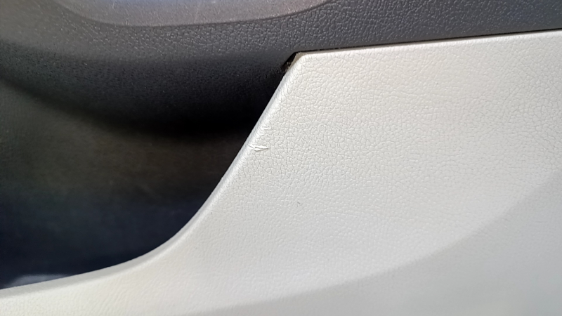 Door trim card front right Ford Focus mk3 11-18 beige, with black insert, armrest cloth, scratches, abrasions, for cleaning