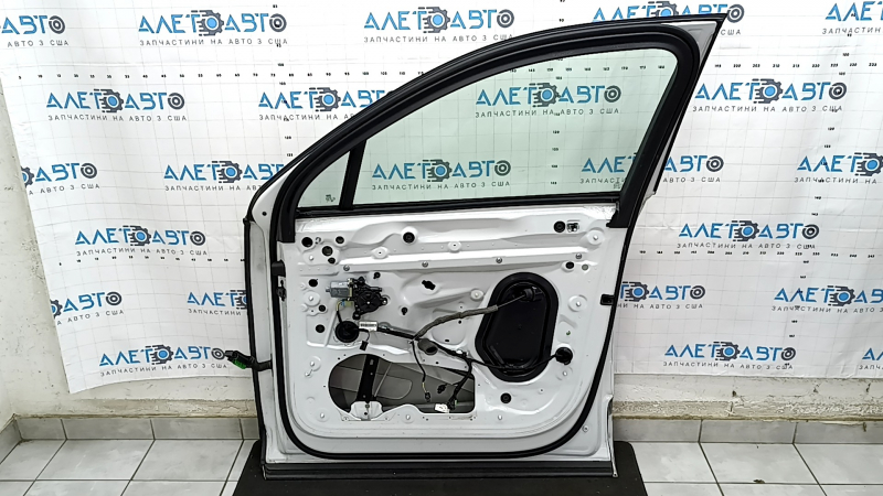 Door assembly front right Audi Q7 16-19 aluminum, keyless, white LS9R, butt
