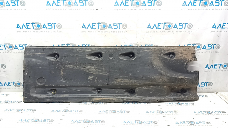Right underbody protection VW Passat b7 12-15 USA tear in fastening, abrasions