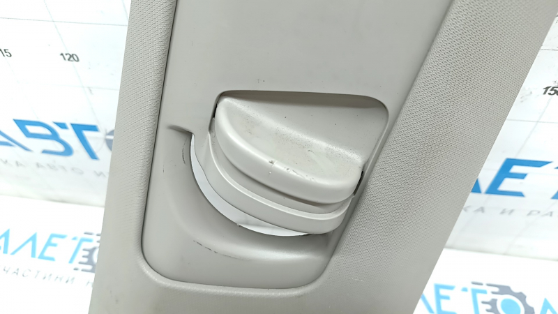 Center pillar trim upper belt right VW Atlas 18- gray, scratches, needs cleaning