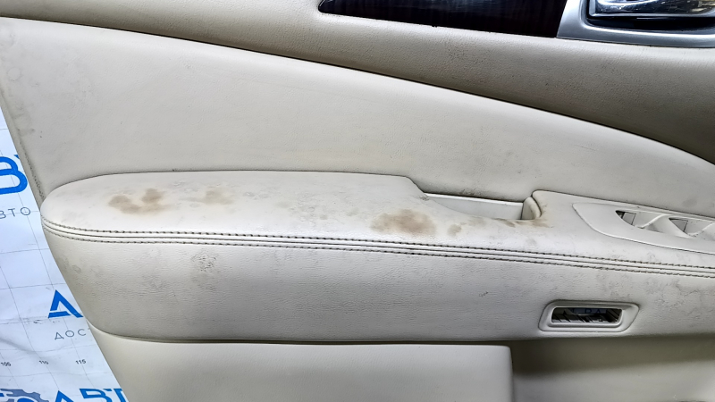 Door trim card front left Nissan Pathfinder 13-20 beige leather with beige insert, beige leather armrest, glossy wood molding, for seat memory, scratches, dents, whitened plastic, for dry cleaning