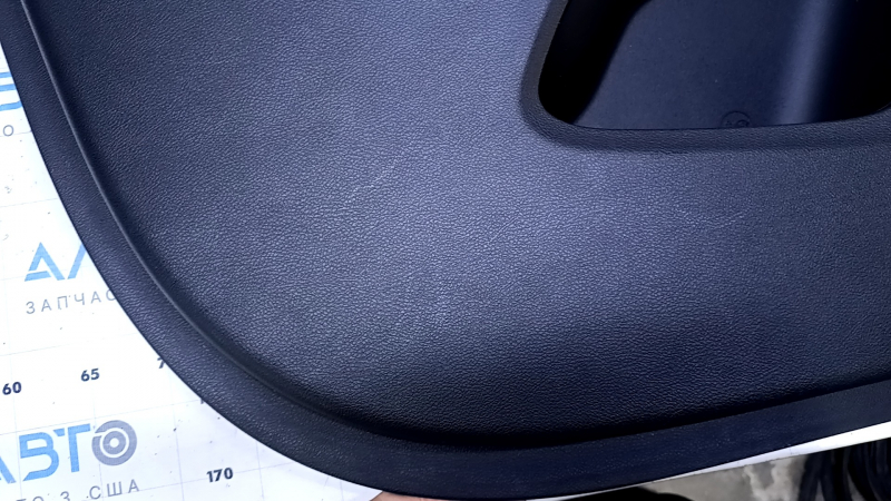 Door trim card front left Jeep Cherokee KL 14-18 black with black insert cloth, armrest black leather, molding wood color, dent, scratches, abrasions, pokes
