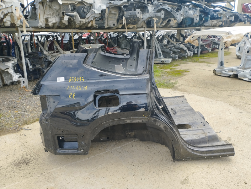 Quarter wing rear right VW Atlas 18 - black, on the body, bumps