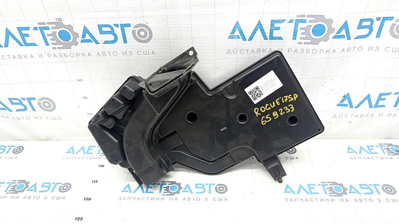 Air duct Nissan Rogue Sport 17-19 to the filter, fractures