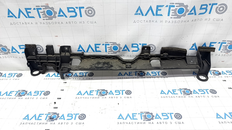 Upper radiator deflector Nissan Rogue Sport 17-19