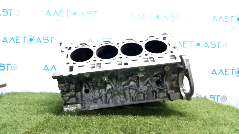 Bare cylinder block BMW X7 G07 19-20 4.4T N63B44D AWD for boring and sizing